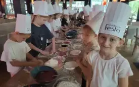 Wycieczka do &bdquo;Kombinatu Formy&rdquo; 17