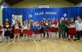 Święto Patrona Szkoły w Radkowicach 5