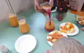 "Kto soki pije, ten długo żyje!" 17