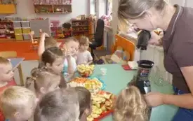 "Kto soki pije, ten długo żyje!" 23