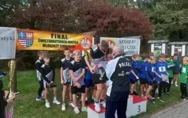 PSP Chybice ze srebrnym medalem w Finale Wojew&oacute;dzkim w Sztafetowych Biegach Przełajowych 3