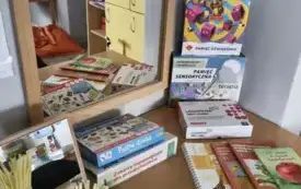 W  Publicznej Szkole Podstawowej w Jadownikach jest miejsce, w kt&oacute;rym każde dziecko czuje się zaopiekowane &ndash; to nasza sala terapeutyczna. 8