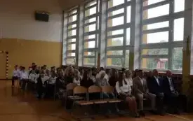 O szkole- przy pięknie jesieni&hellip; Akademia z okazji Dnia Nauczyciela w Publicznej Szkole Podstawowej im. Feliksa Szczęsnego Karnickiego w Chybicach 28