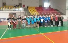 Zawody gminne w mini piłce nożnej dziewcząt &ndash; Pawł&oacute;w 2025 5