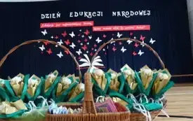 Dzień Edukacji Narodowej w PSP w Łomnie 30