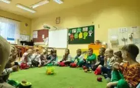 PSP Chybice- Światowy Dzień Owoc&oacute;w i Warzyw u przedszkolak&oacute;w 1