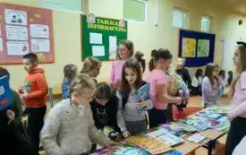 PSP Chybice - Kiermasz książek 1