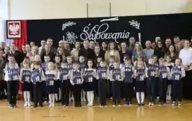 PSP Chybice- Uroczyste ślubowanie uczni&oacute;w klas pierwszych 1