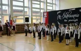 PSP Chybice- Uroczyste ślubowanie uczni&oacute;w klas pierwszych 20