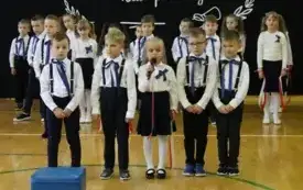 PSP Chybice- Uroczyste ślubowanie uczni&oacute;w klas pierwszych 35