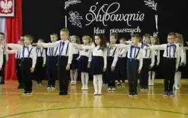 PSP Chybice- Uroczyste ślubowanie uczni&oacute;w klas pierwszych 46