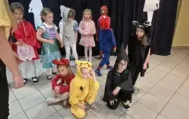 Postaci z bajek Dąbrowa 25 1