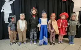 Postaci z bajek Dąbrowa 25 3