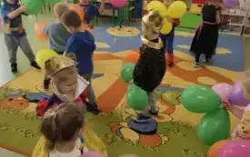 Dzień Postaci z Bajek - Magiczna Podr&oacute;ż do Świata Fantazji 1