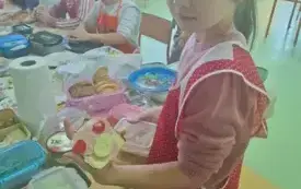 Dzień Zdrowego Śniadania w klasach I &ndash; III Publicznej Szkoły Podstawowej  w Chybicach 28