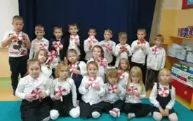 PSP Chybice- Obchody Święta Niepodległości u przedszkolak&oacute;w 5
