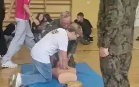 PSP Chybice- Edukacja z wojskiem 4