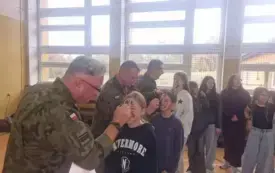 PSP Chybice- Edukacja z wojskiem 15