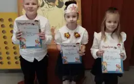 Jesienne recytacje - PSP Łomno 6