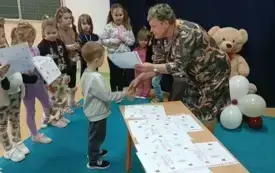 Dzień Pluszowego Misia w przedszkolu w Chybicach 16