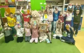 Dzień Pluszowego Misia w przedszkolu w Chybicach 17