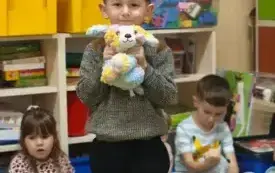 Dzień Pluszowego Misia w przedszkolu w Chybicach 26