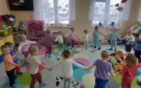 Dzień Pluszowego Misia w przedszkolu w Chybicach 35