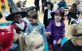 Andrzejkowe wr&oacute;żby przedszkolak&oacute;w z PSP w Chybicach 4