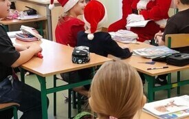 Mikołajki w klasie II w PSP w Godowie 5