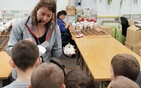 PSP Chybice- Wycieczka klas I-III do Fabryki Bombek w Nowej Dębie 7