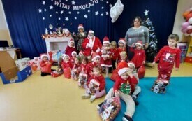 Wizyta Świętego Mikołaja u przedszkolak&oacute;w z Chybic 47