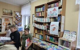 Kiermasz książek w bibliotece szkolnej PSP w Godowie 1