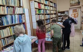 Kiermasz książek w bibliotece szkolnej PSP w Godowie 3