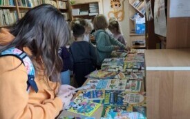 Kiermasz książek w bibliotece szkolnej PSP w Godowie 6