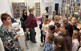 Galeria aktualności Wycieczka klas I&ndash;III do GOKSiR w Pawłowie  "Szlakiem kultury benedyktyńskiej" 81