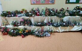 PSP Chybice- Konkurs na stroiki bożonarodzeniowe i kiermasz charytatywny 7