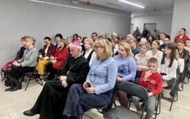 Słowem o wartościach - wyr&oacute;żnienie dla uczennicy PSP w Godowie 6