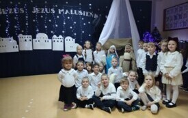 Kolędowanie w przedszkolu w Chybicach 36