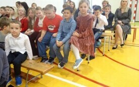 Jasełka szkolne w PSP w Godowie - piękna lekcja tradycji i wsp&oacute;lnoty 11