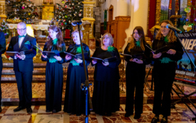 Galeria aktualności IX Og&oacute;lnopolski Festiwal Kolęd i Pastorałek &bdquo;Nocy Niepojęta&rdquo; w Kałkowie-Godowie &ndash; święto muzyki, tradycji i wsp&oacute;lnego kolędowania 23