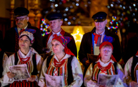 Galeria aktualności IX Og&oacute;lnopolski Festiwal Kolęd i Pastorałek &bdquo;Nocy Niepojęta&rdquo; w Kałkowie-Godowie &ndash; święto muzyki, tradycji i wsp&oacute;lnego kolędowania 40