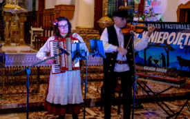 Galeria aktualności IX Og&oacute;lnopolski Festiwal Kolęd i Pastorałek &bdquo;Nocy Niepojęta&rdquo; w Kałkowie-Godowie &ndash; święto muzyki, tradycji i wsp&oacute;lnego kolędowania 87
