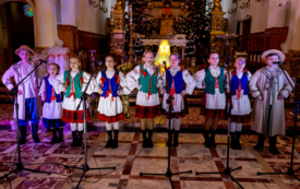 Galeria aktualności IX Og&oacute;lnopolski Festiwal Kolęd i Pastorałek &bdquo;Nocy Niepojęta&rdquo; w Kałkowie-Godowie &ndash; święto muzyki, tradycji i wsp&oacute;lnego kolędowania 136