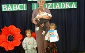 Tradycje ludowe z okazji Dnia Babci i Dziadka 13