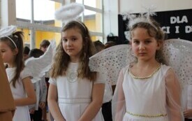Dzień Babci i Dziadka w Publicznej Szkole Podstawowej w Chybicach 110