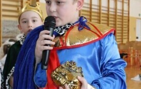 Dzień Babci i Dziadka w Publicznej Szkole Podstawowej w Chybicach 131