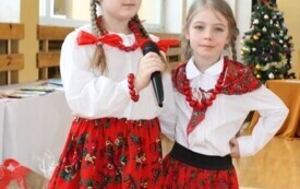 Dzień Babci i Dziadka w Publicznej Szkole Podstawowej w Chybicach 137