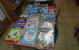Kiermasz książek w bibliotece szkolnej w Godowie 2