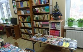 Kiermasz książek w bibliotece szkolnej w Godowie 4
