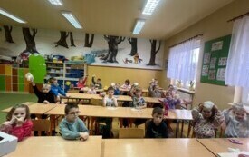 Słodki sukces w Tłusty Czwartek &ndash; ponad 400 pączk&oacute;w dla Wiktorii Kępy! 4